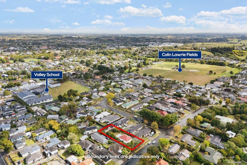 12 Valley Road, Pukekohe - Carousel 1