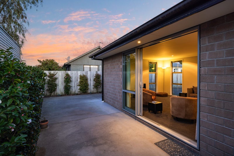 3/24 Wairakei Road, Strowan, Christchurch - Carousel 1