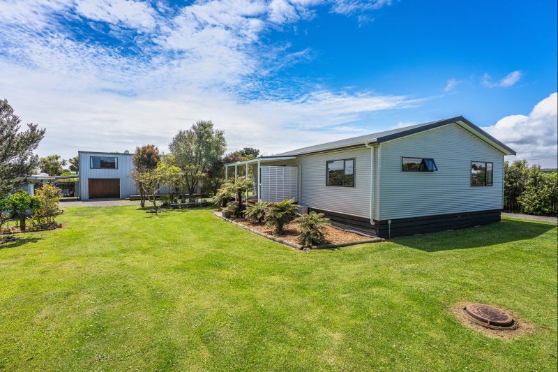 22 Kiharoa Street, Otaki Beach, Otaki - Carousel 1