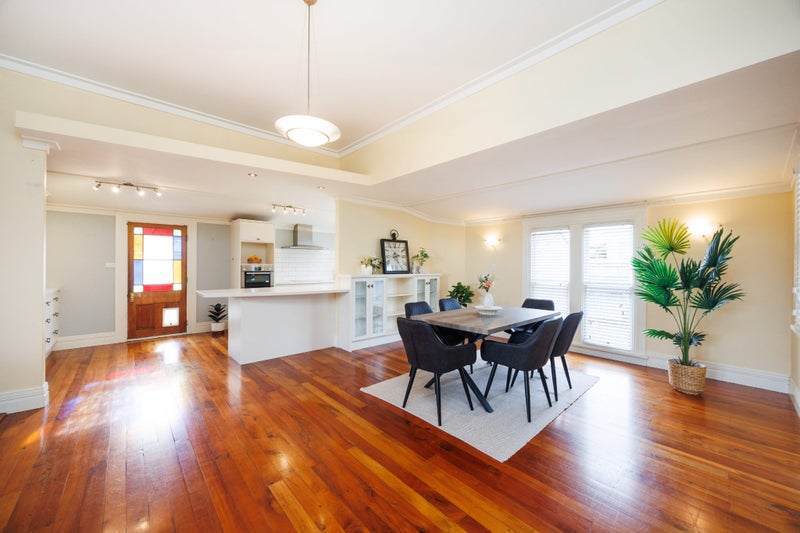 18 Monckton Street, Feilding, Feilding - Carousel 2