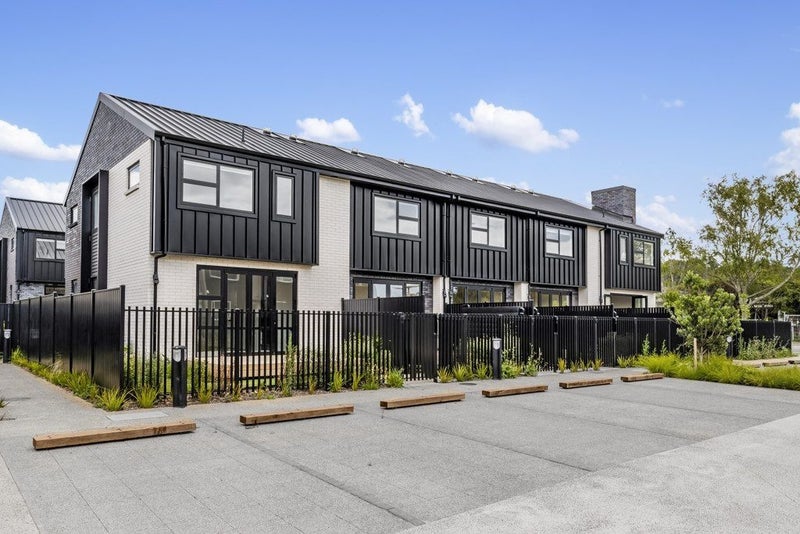 660D Swanson Road, Swanson, Auckland - Carousel 2