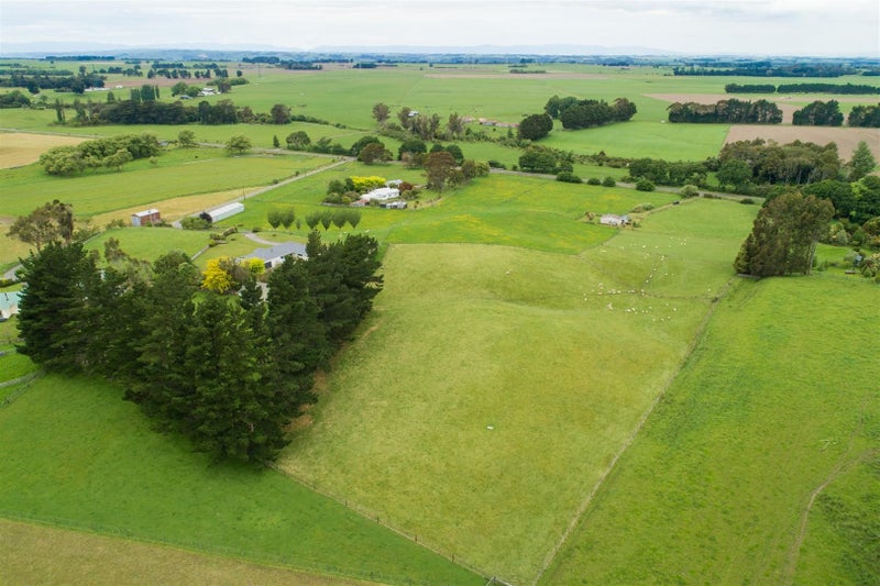 171 Tutaenui Road, Marton - Carousel 1