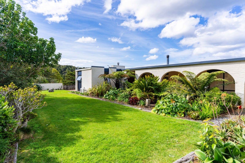 1650 Ngunguru Road, Ngunguru, Whangarei - Carousel 2