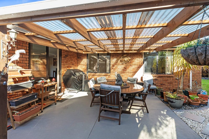 100 Twin Oak Avenue, Papamoa Beach, Papamoa - Carousel 2