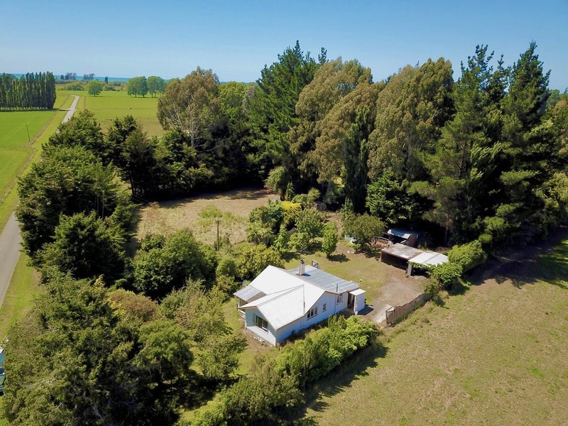 132 Bradshaws Road, Waimate, Waimate - Carousel 2