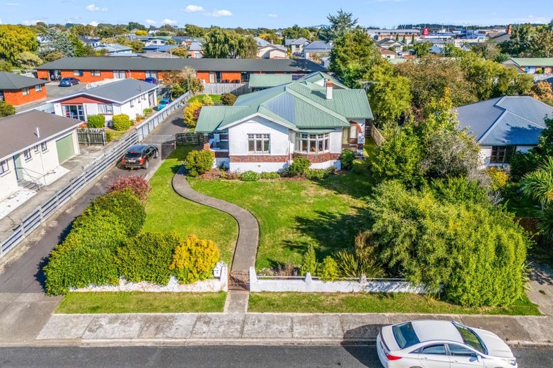11 Biggar Street, Strathern, Invercargill - Carousel 1