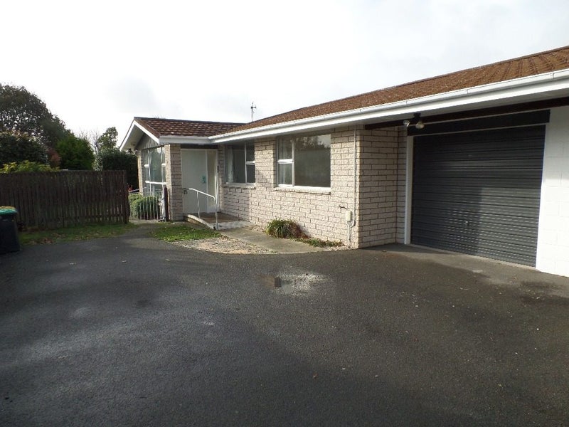 2/24 Bentley Street, Russley, Christchurch - Carousel 1