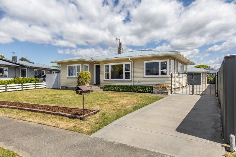 8 Balliol Avenue, Pirimai, Napier - Carousel 1