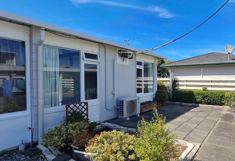 7/41 Cuba Street, Petone, Lower Hutt - Carousel 1