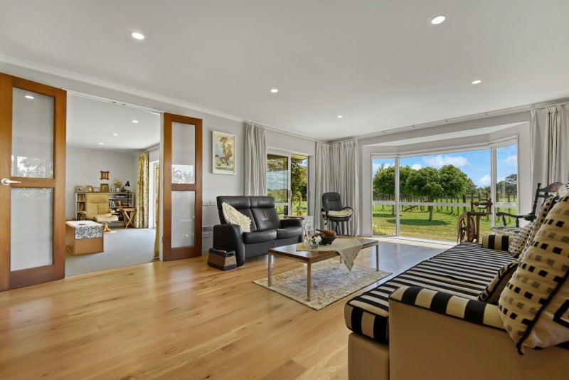 124 State Highway 3, Westmere, Whanganui - Carousel 2