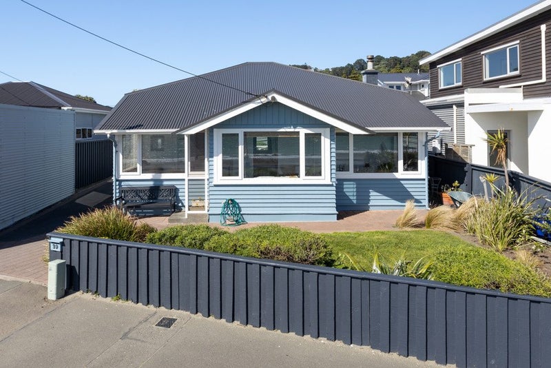 39 Marine Parade, Seatoun, Wellington - Carousel 2