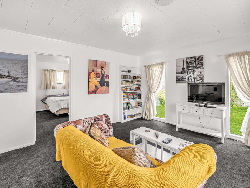 10A Rira Street, Marton - Carousel 2