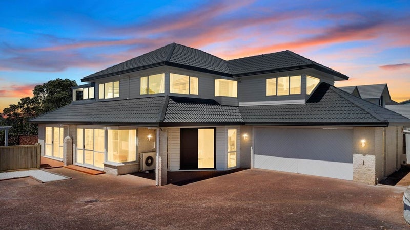 214 Whitford Road, Shamrock Park, Auckland - Carousel 1