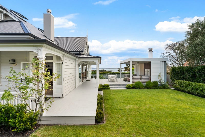 8 Galatea Terrace, Herne Bay, Auckland - Carousel 1