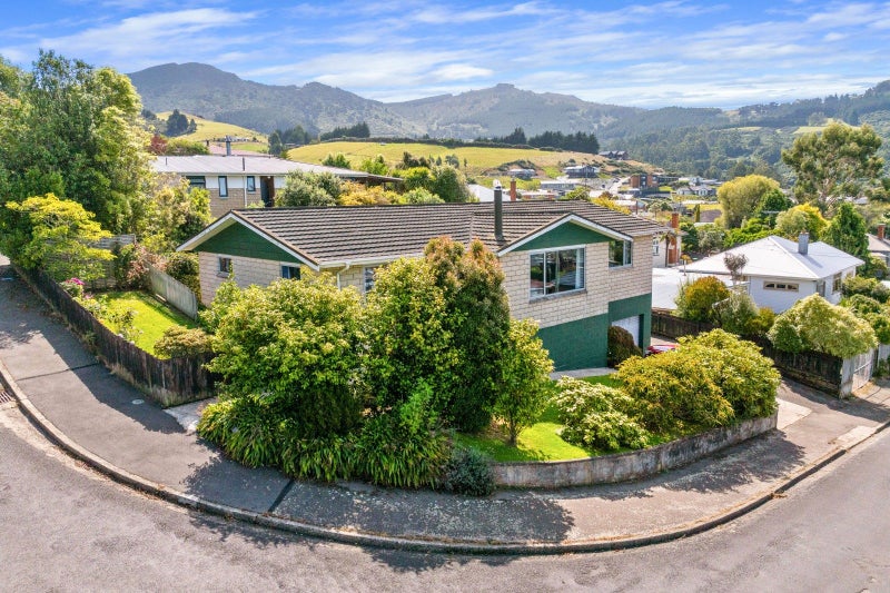 4 Springdon Avenue, Sawyers Bay, Port Chalmers - Carousel 1