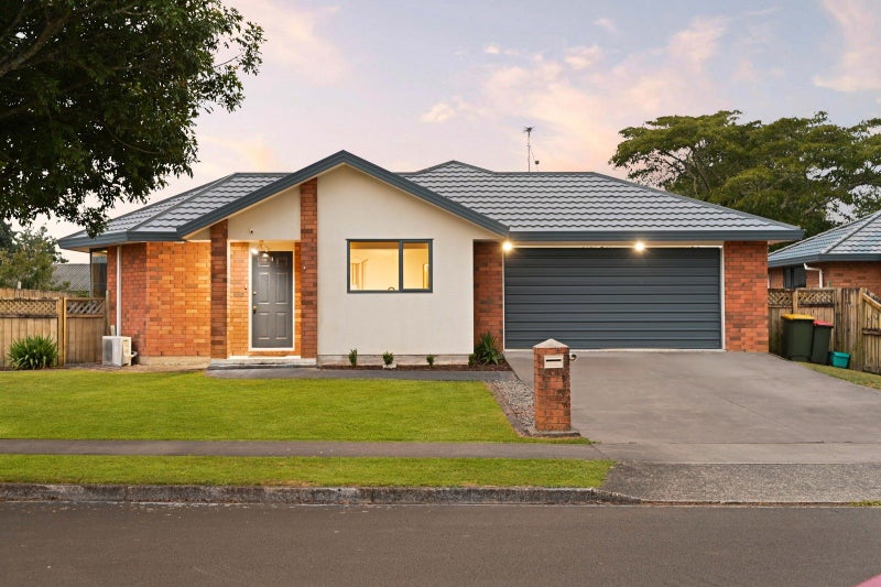 26 Aldershot Place, Nawton, Hamilton - Carousel 1