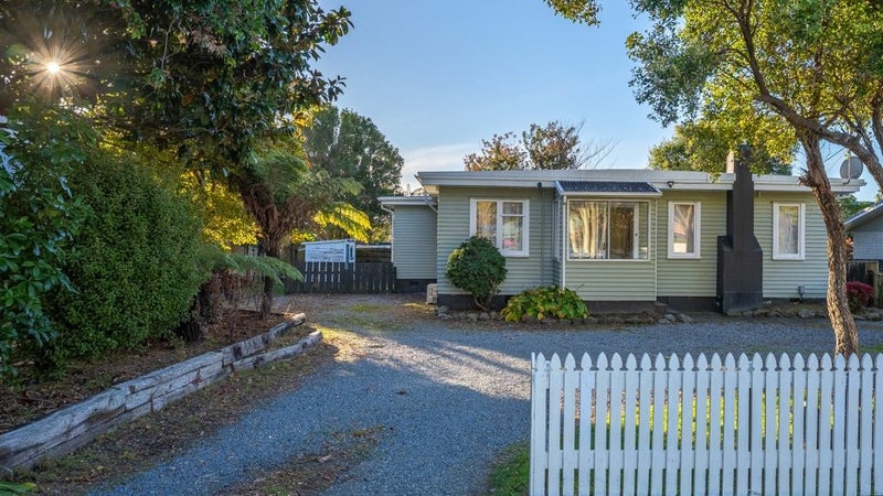 475 Te Moana Road, Waikanae - Carousel 1