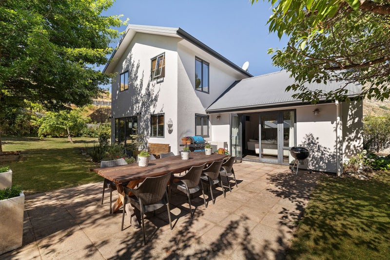 3 Redfern Terrace, Arthurs Point, Queenstown - Carousel 2