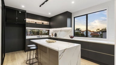 7C Crete Avenue, Milford, Auckland - Carousel 1