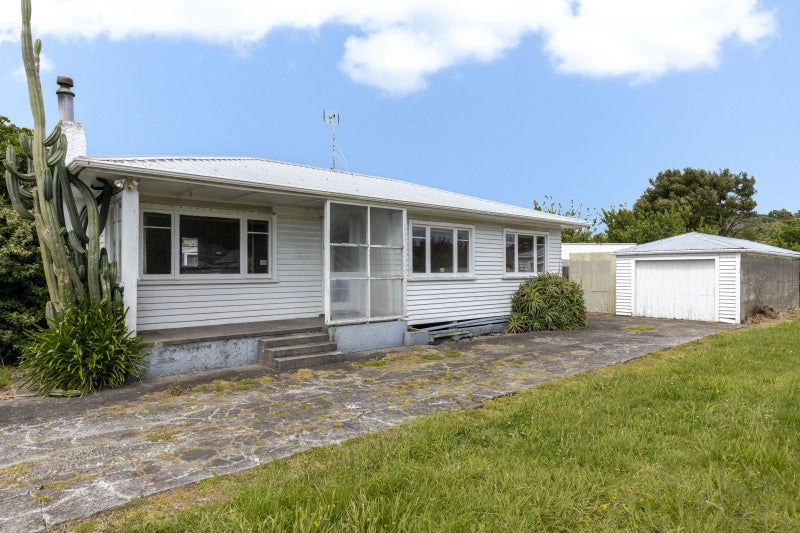160 South Road, Spotswood, New Plymouth - Carousel 1