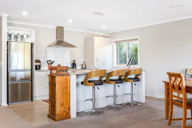 85 Aotea Drive, Aotea, Porirua - Carousel 2