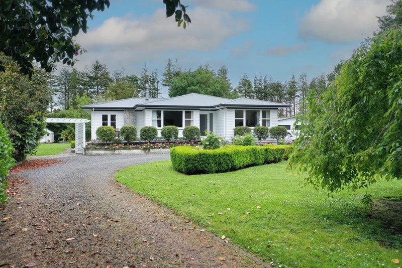 404 Holland Road, Eureka - Carousel 27