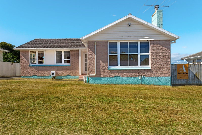 66 Dalton Street, Outer Kaiti, Gisborne - Carousel 1