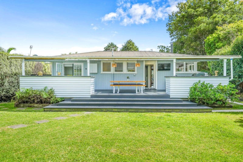 45 Jillian Drive, Ranui, Auckland - Carousel 2
