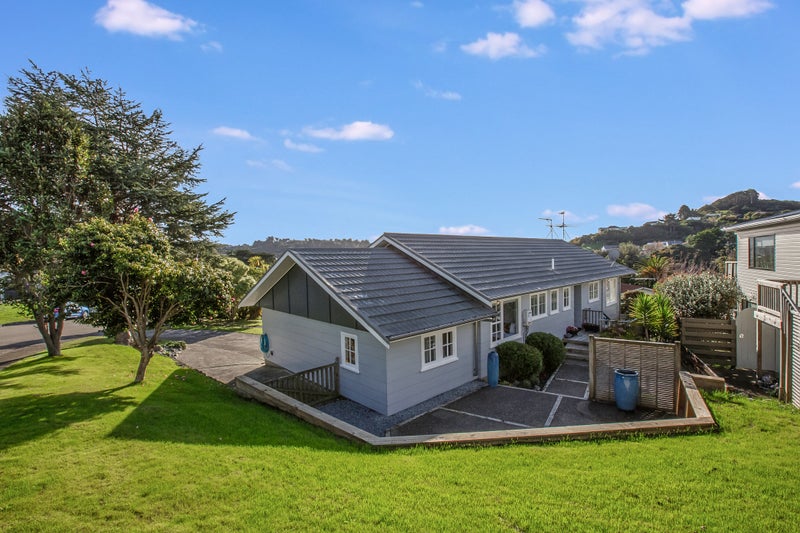 Property Valuation for 23 Hicks Close, Whitby, Porirua Trade Me