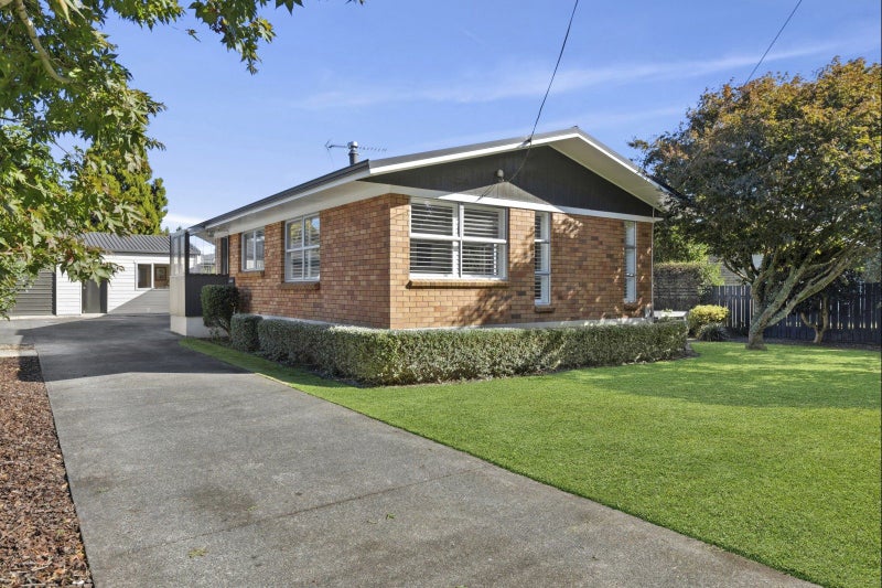 23 Carlyle Street, Leamington, Cambridge - Carousel 17
