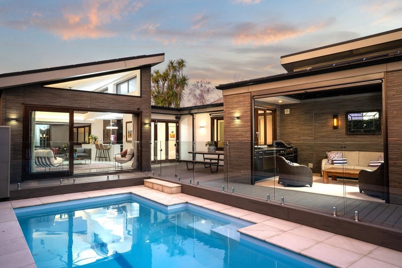 7 Ngahere Street, Fendalton, Christchurch - Carousel 1