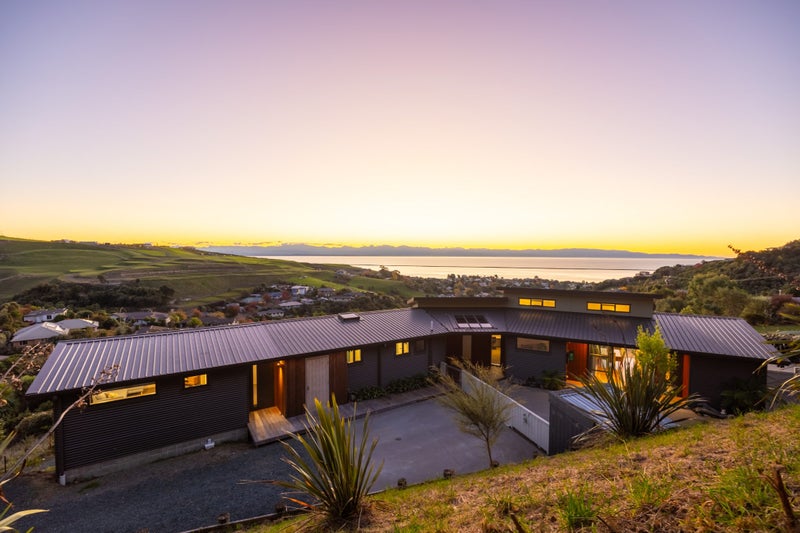 31 Farleigh Street, Atawhai, Nelson - Carousel 2