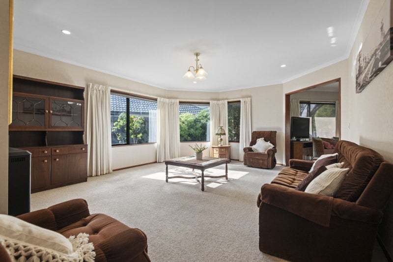 35 Presidential Drive, Milson, Palmerston North - Carousel 2