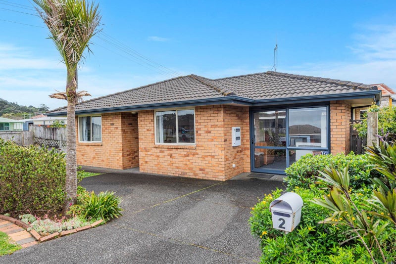2 Puriri Street, Kamo, Whangarei - Carousel 1
