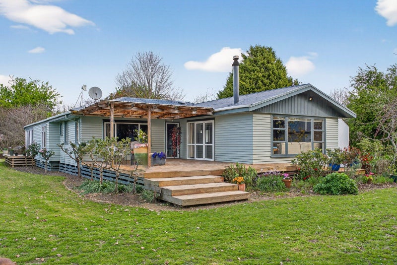 8 Ingram Road, Waerengaahika, Gisborne - Carousel 1