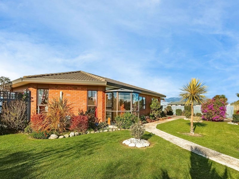 11 Hunter Street, Westport, Westport - Carousel 1