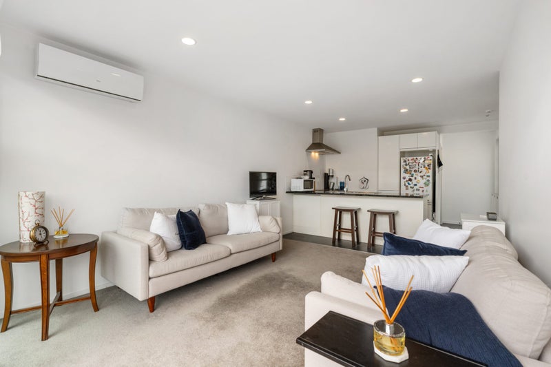 1/23 Holgate Road, Kohimarama, Auckland - Carousel 2