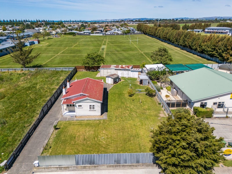86 Bledisloe Road, Maraenui, Napier - Carousel 1