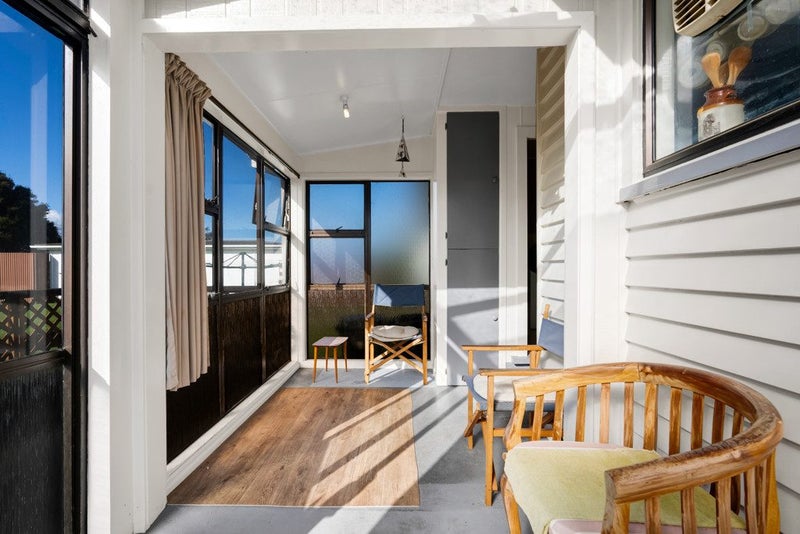 44 Reid Avenue, Hawera - Carousel 2