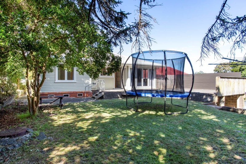 6 Ahiriri Avenue, Avondale, Auckland - Carousel 2