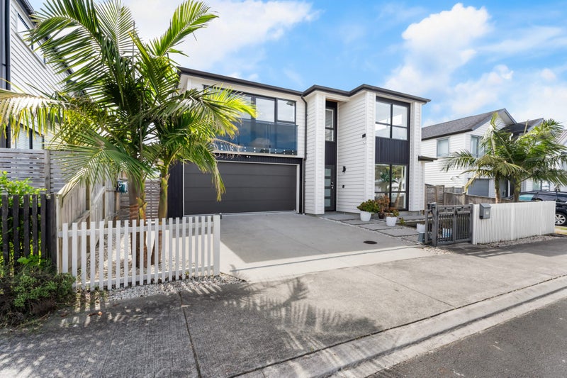 44 Kokowai Parade, Hobsonville, Auckland - Carousel 2