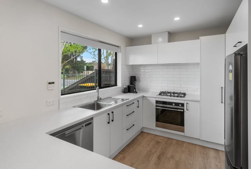 48 Masefield Drive, Rolleston, Rolleston - Carousel 2