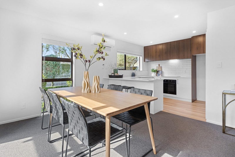 2/64 Searells Road, Strowan, Christchurch - Carousel 2