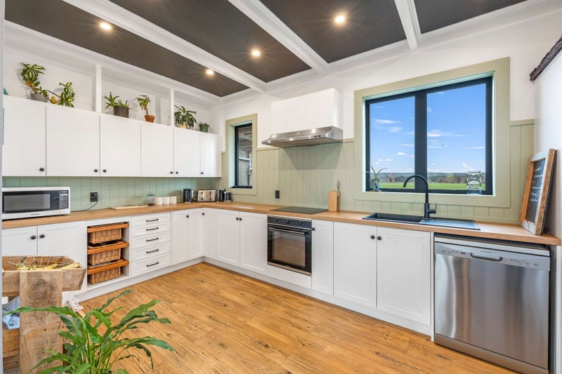 2105 Glencoe Highway, Hedgehope, Invercargill - Carousel 1