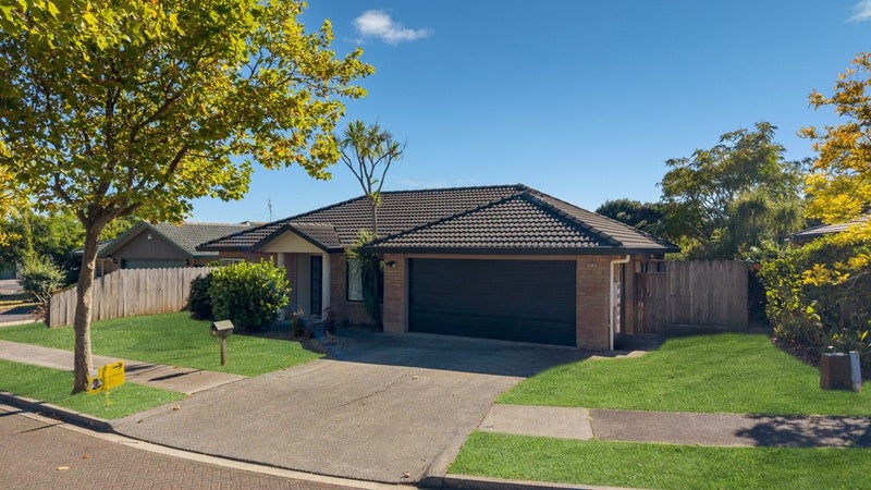38 Cottesmore Place, Huntington Park, Auckland - Carousel 2