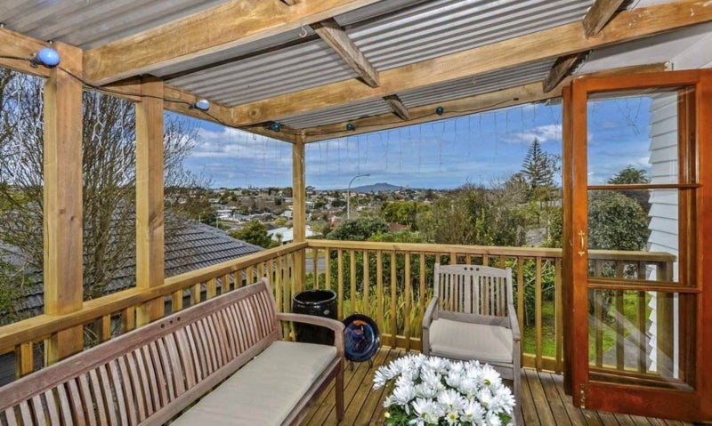 194 Nile Road, Forrest Hill, Auckland - Carousel 2