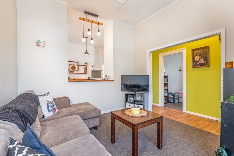 58 MONMOUTH ST, Feilding, FEILDING - Carousel 2