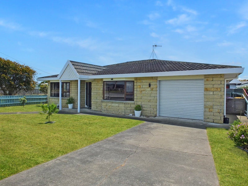 71 Seabury Avenue, Foxton Beach, Foxton - Carousel 2