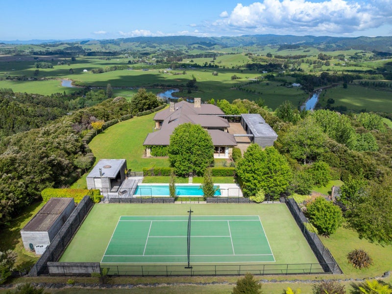 184 North Road, Clevedon, Manukau City, Auckland - Carousel 2