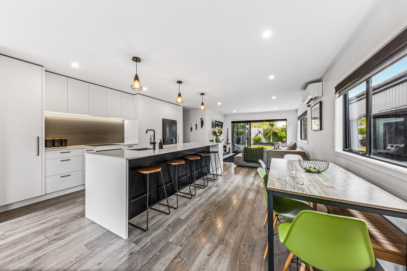 11 Makete Crescent, Hobsonville, Auckland - Carousel 2